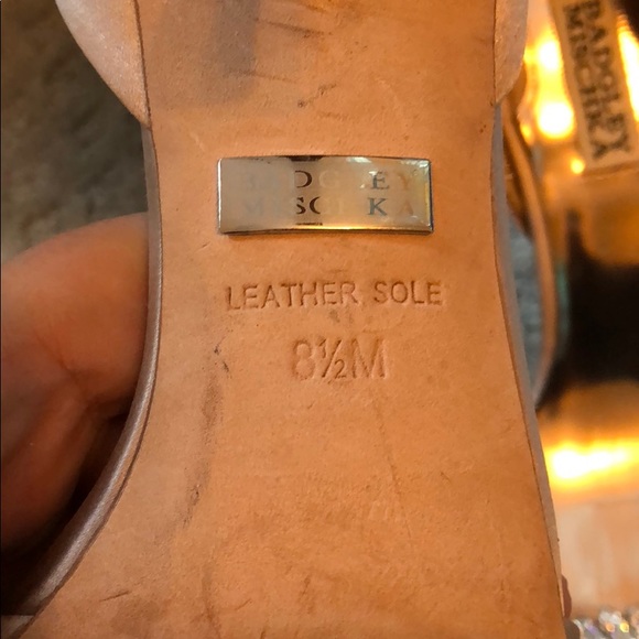 Badgley Mischka Heels size 8.5 - Picture 4 of 5